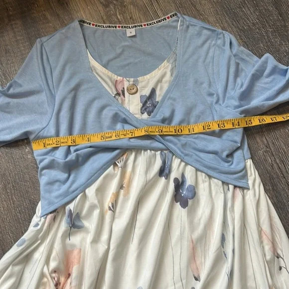 Exclusive Dress size small - Picture 8 of 11